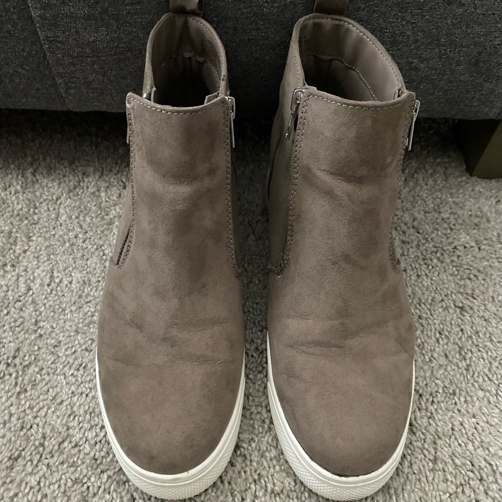 Wedge booties